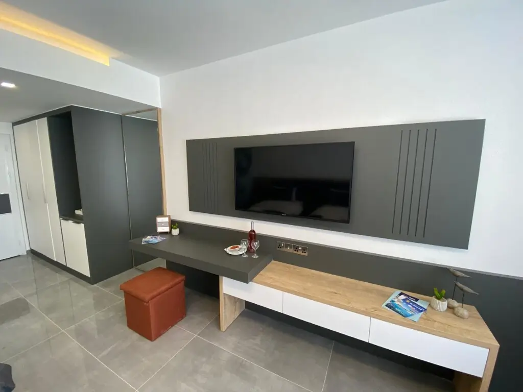 Courtyard 1+1 (1)